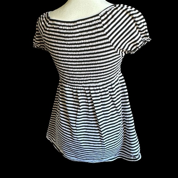 Black-White Stripe Babydoll Blouse Sz M - Picture 5 of 12